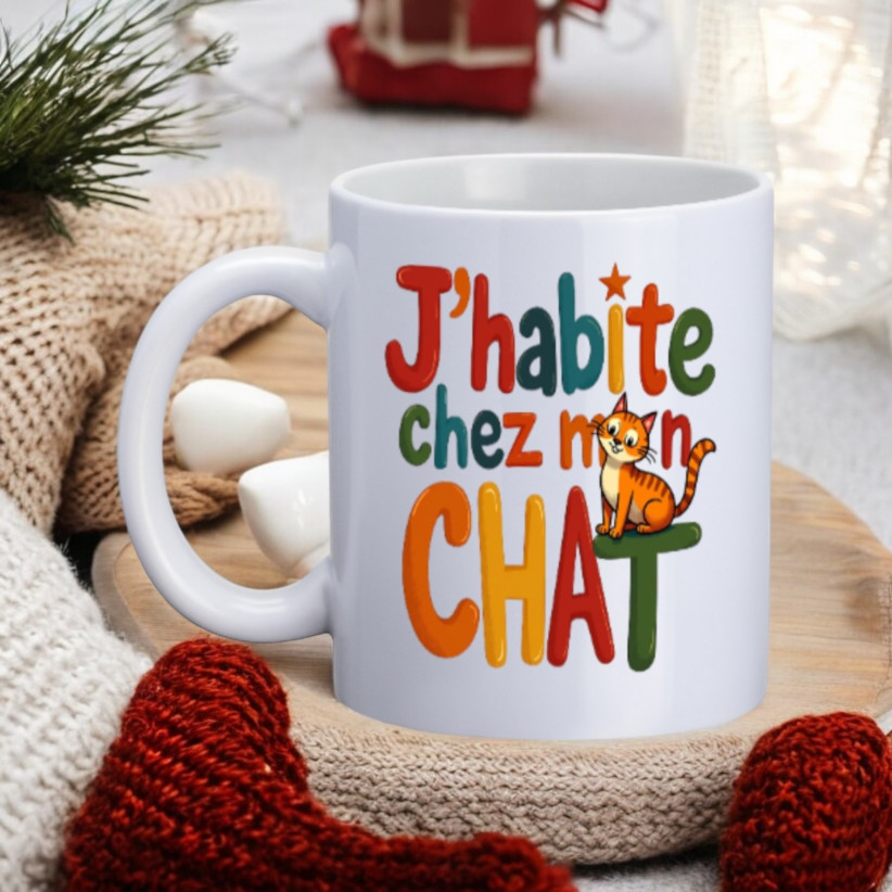 Mug, "J'habite chez mon chat (multico)"