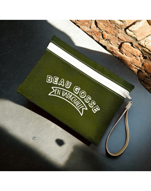 Pochette M, "Beau gosse en vadrouille" Brooklyn kaki