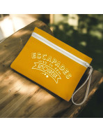 Pochette M, "Escapades en amoureux" Brooklyn moutarde