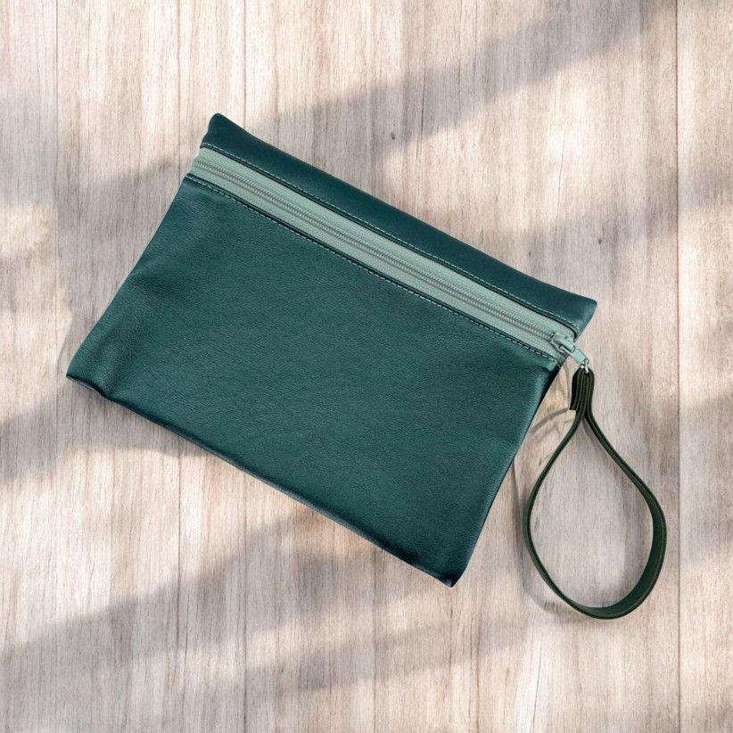 Pochette M, "Simili" kaki