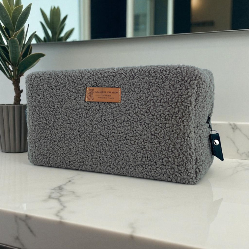 Trousse nomade M, "Bouclette" taupe