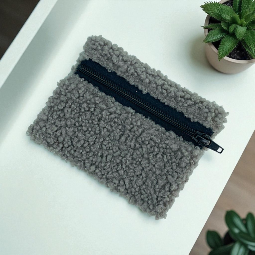 Pochette XS, "Bouclette" taupe