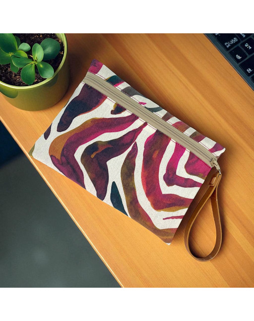 Pochette M, "Zebra" fuchsia