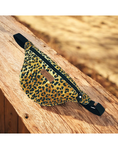 Sac banane, "Velours léopard"