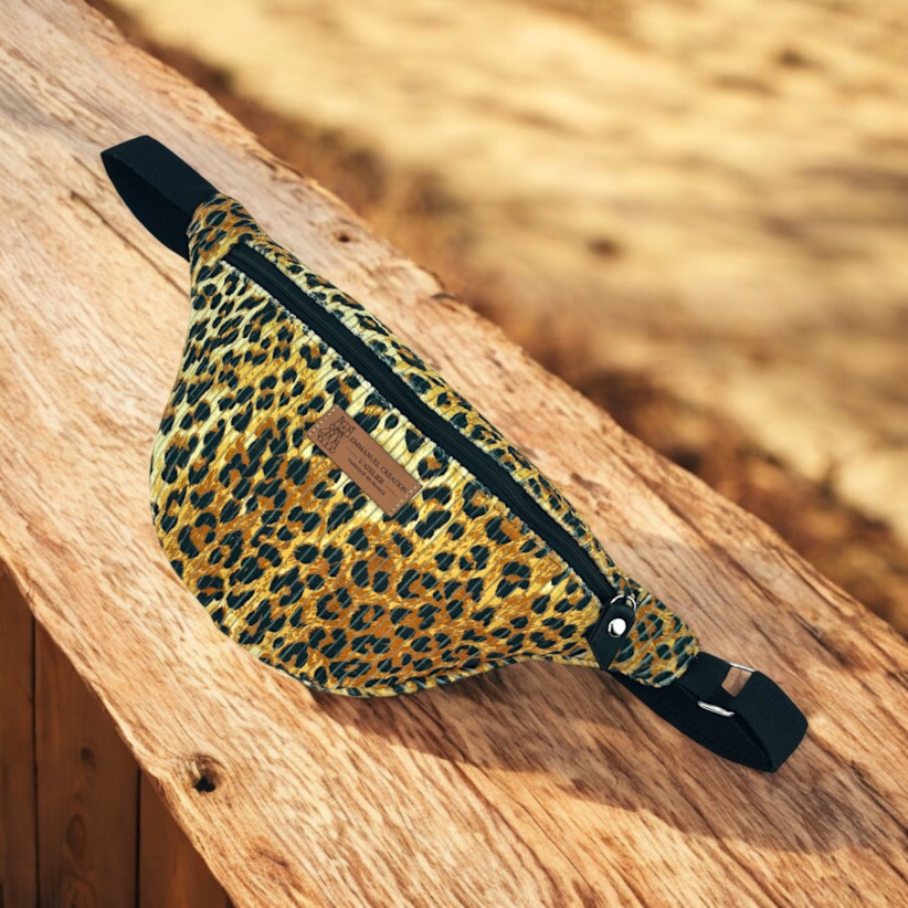Sac banane, "Velours léopard"
