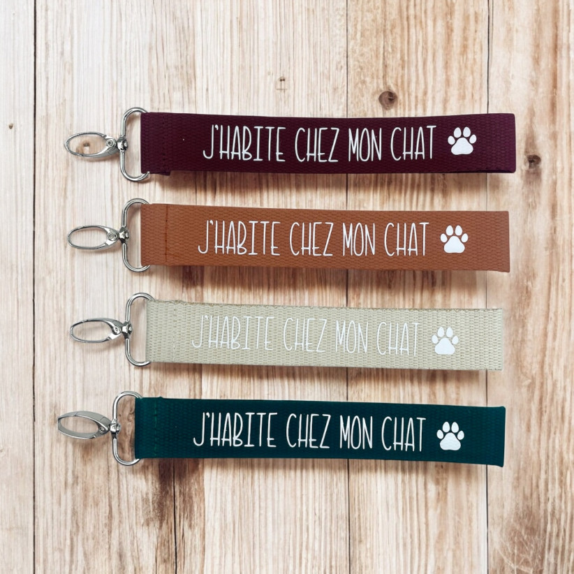 Porte clés sangle, "J'habite chez mon chat"