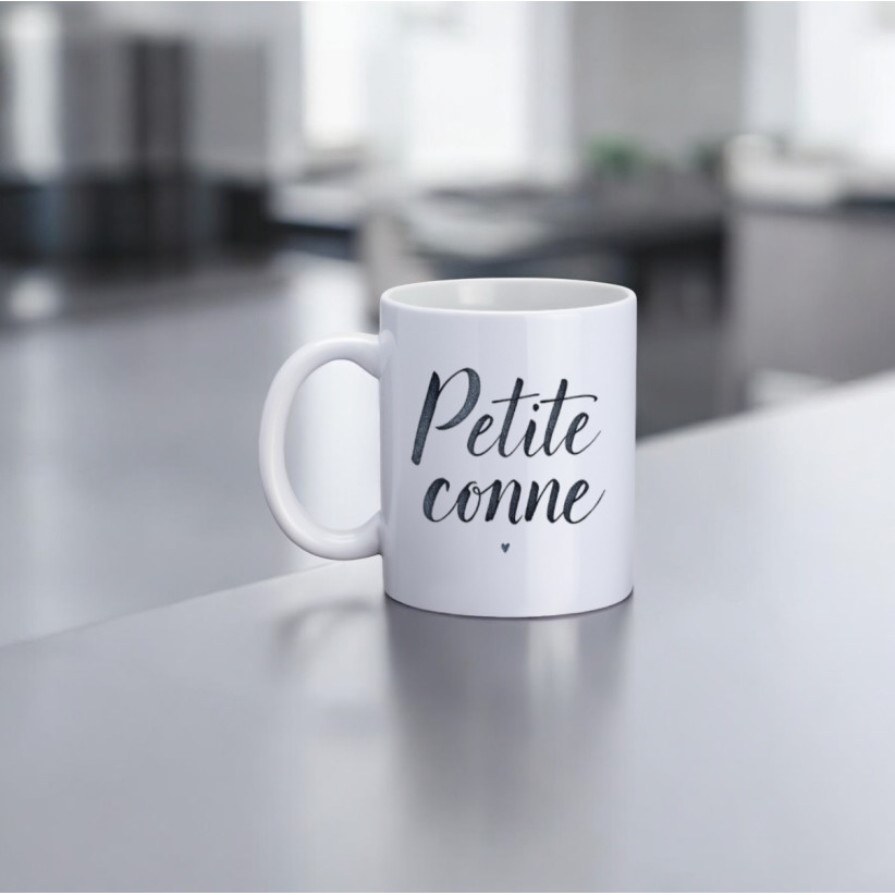 Mug, "Petite conne"