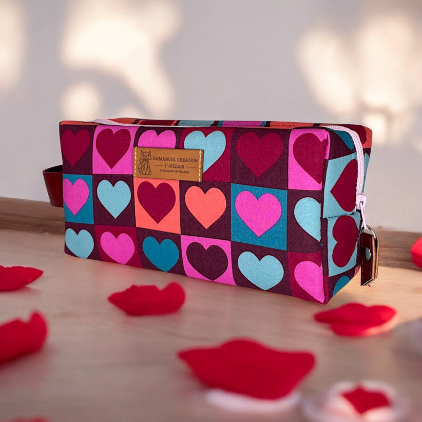 Trousse nomade S, "Love" bordeaux