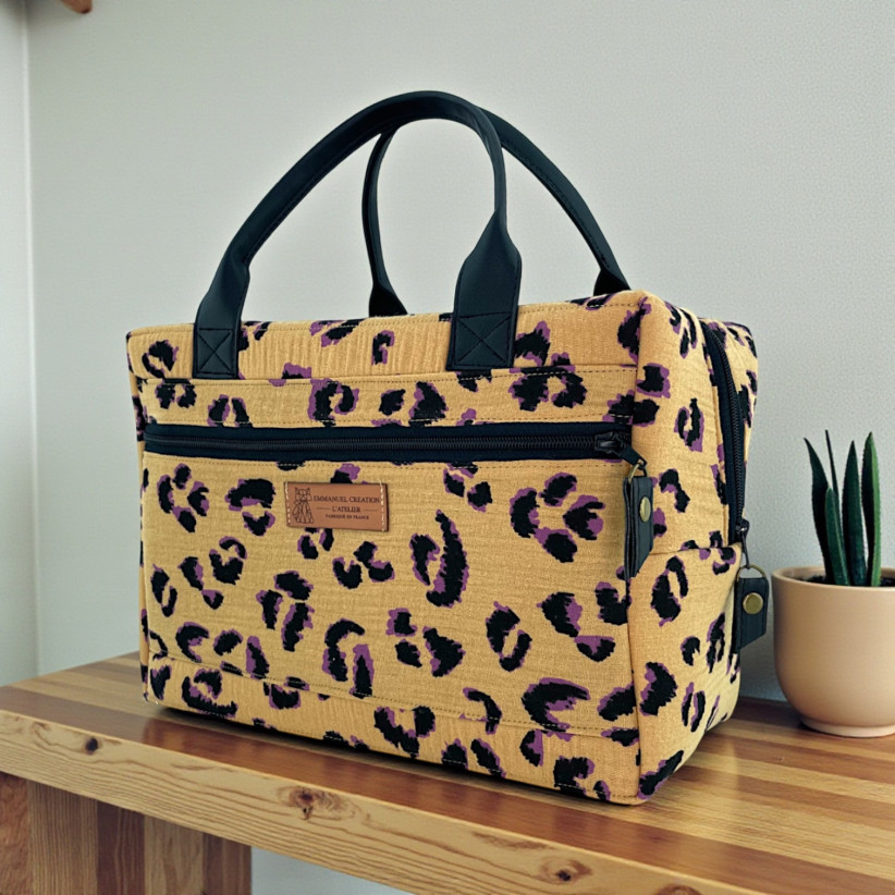 Vanity, "Savane" camel